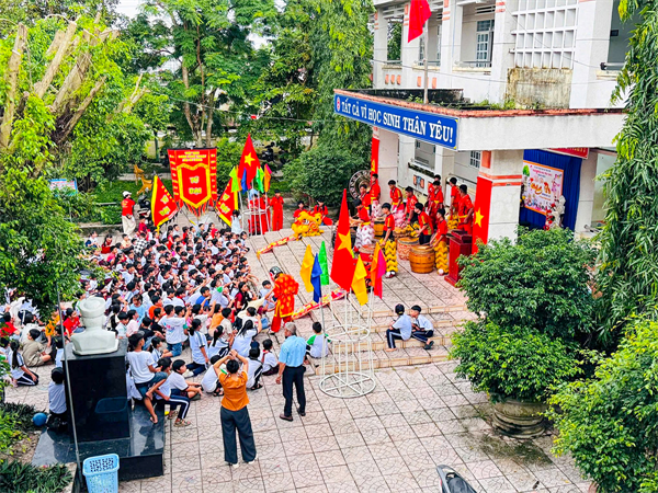 Hình ảnh tại trường11