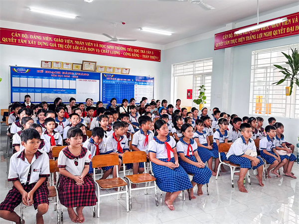 Hình ảnh tại trường13