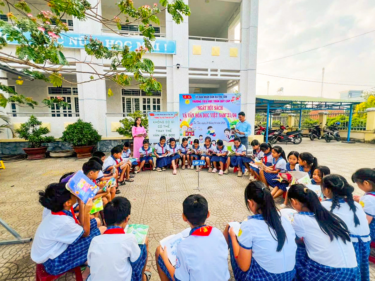 Em biết lắng nghe và nói lời lịch sự